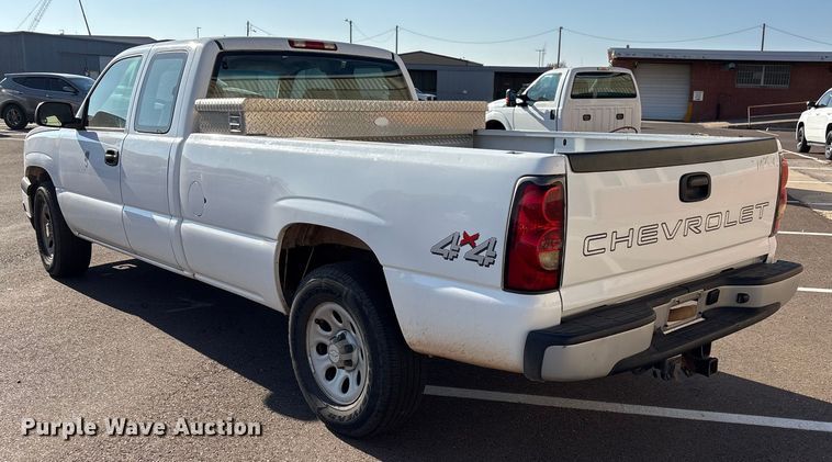 image for item ES5565 2006 Chevrolet Silverado 1500 Ext. Cab pickup truck