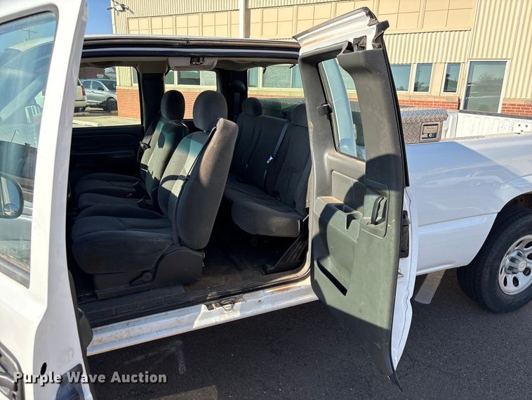 image for item ES5565 2006 Chevrolet Silverado 1500 Ext. Cab pickup truck