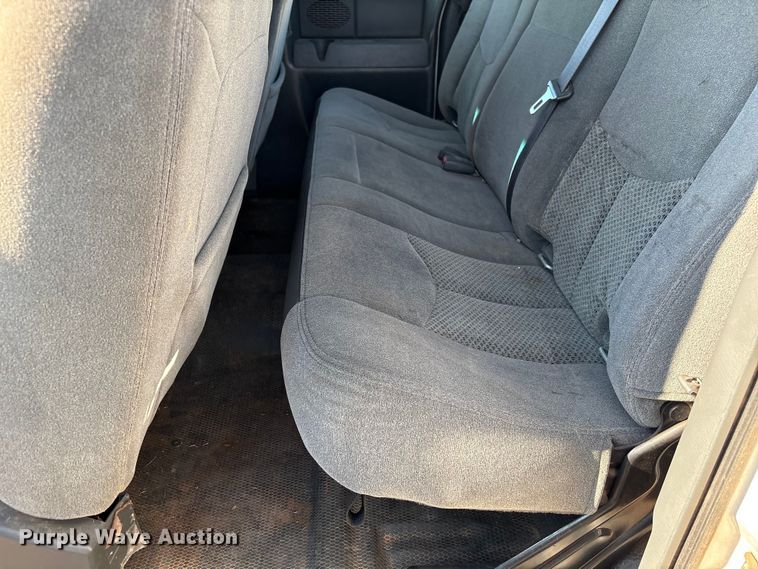 image for item ES5565 2006 Chevrolet Silverado 1500 Ext. Cab pickup truck