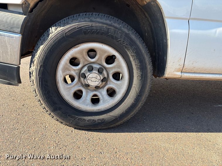 image for item ES5565 2006 Chevrolet Silverado 1500 Ext. Cab pickup truck