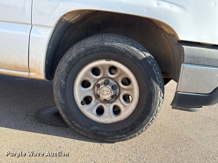 image for item ES5565 2006 Chevrolet Silverado 1500 Ext. Cab pickup truck