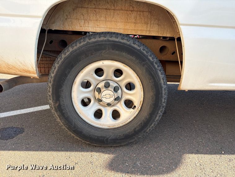 image for item ES5565 2006 Chevrolet Silverado 1500 Ext. Cab pickup truck