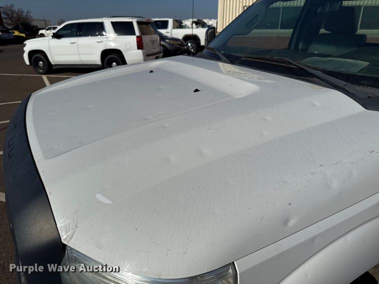 image for item ES5566 2014 Ford F350 Super Duty XL truck cab and chassis