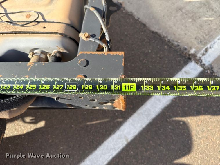 image for item ES5566 2014 Ford F350 Super Duty XL truck cab and chassis