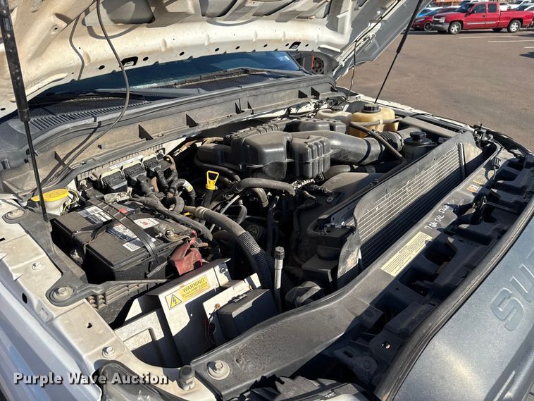 image for item ES5566 2014 Ford F350 Super Duty XL truck cab and chassis