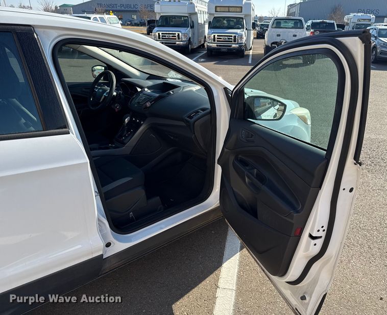 image for item ES5567 2014 Ford Escape SUV