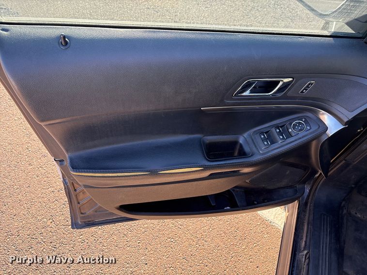 image for item ES5569 2016 Ford Explorer SUV