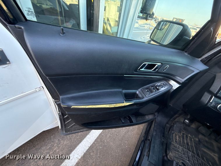 image for item ES5571 2017 Ford Explorer Police Interceptor SUV