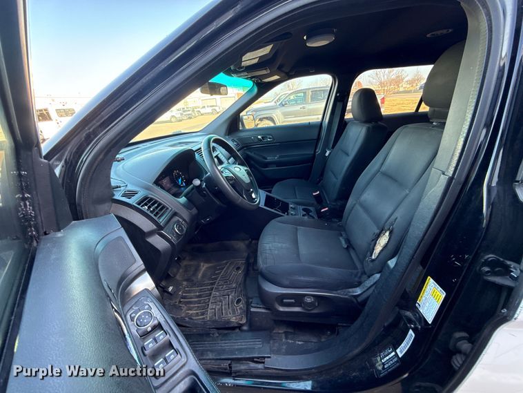 image for item ES5571 2017 Ford Explorer Police Interceptor SUV