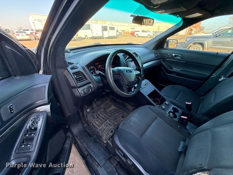 image for item ES5571 2017 Ford Explorer Police Interceptor SUV