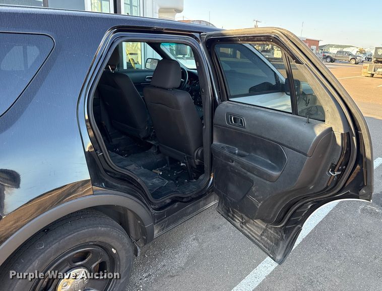 image for item ES5571 2017 Ford Explorer Police Interceptor SUV