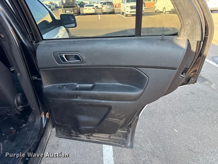 image for item ES5571 2017 Ford Explorer Police Interceptor SUV