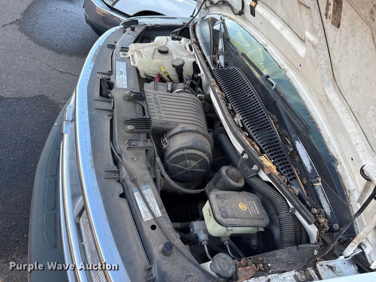 image for item ES5572 2001 Chevrolet Express 1500 van