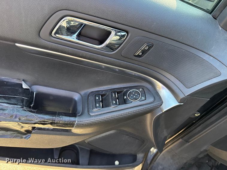 image for item ES5575 2013 Ford Explorer Police Interceptor SUV