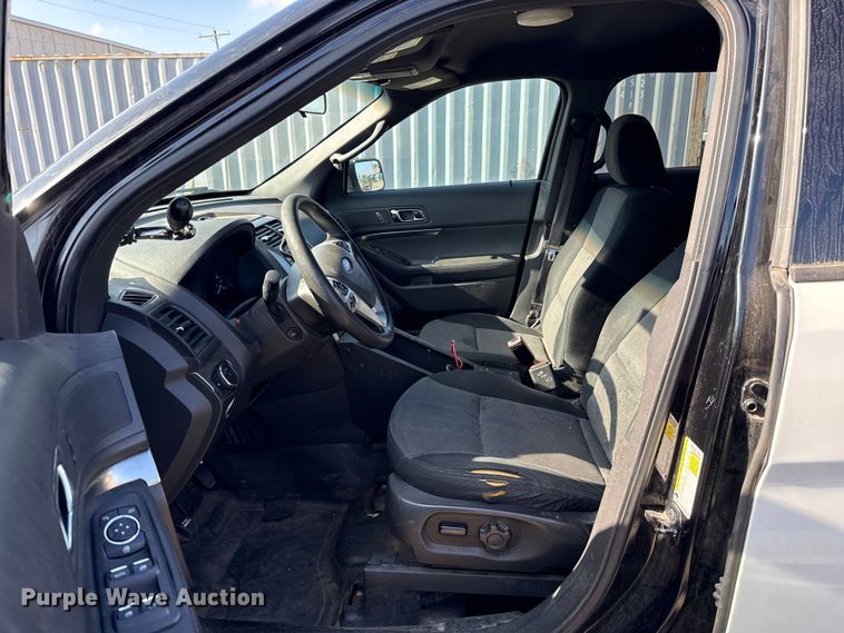 image for item ES5575 2013 Ford Explorer Police Interceptor SUV