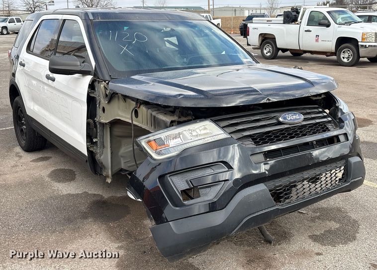 image for item ES5576 2017 Ford Explorer Police Interceptor SUV
