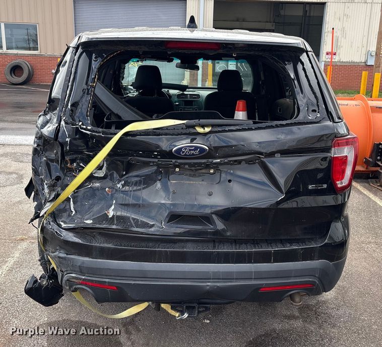 image for item ES5576 2017 Ford Explorer Police Interceptor SUV