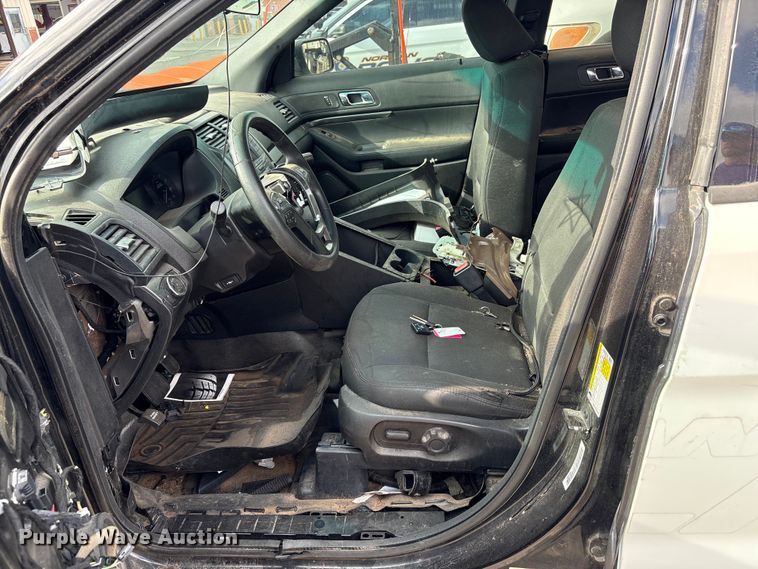 image for item ES5576 2017 Ford Explorer Police Interceptor SUV