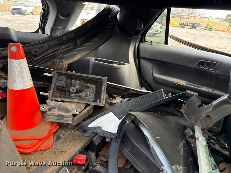 image for item ES5576 2017 Ford Explorer Police Interceptor SUV