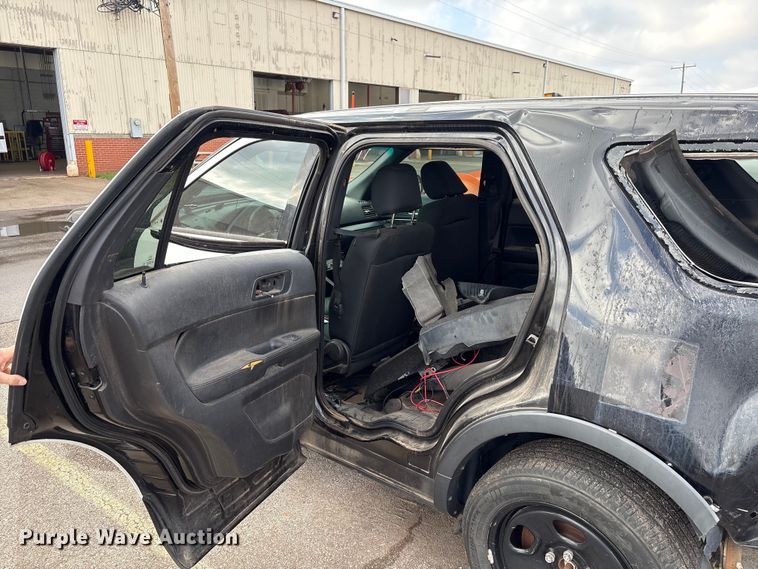 image for item ES5576 2017 Ford Explorer Police Interceptor SUV