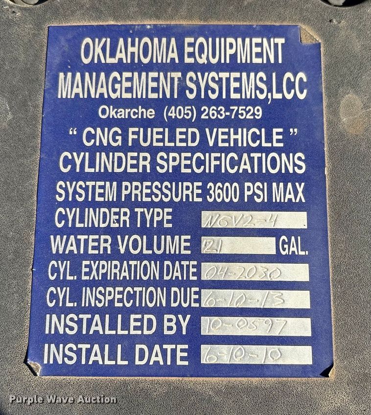 image for item ES5578 2010 Chevrolet Silverado 2500 Crew Cab pickup truck