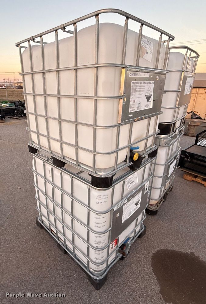 image for item ES5579 (4) Poly totes