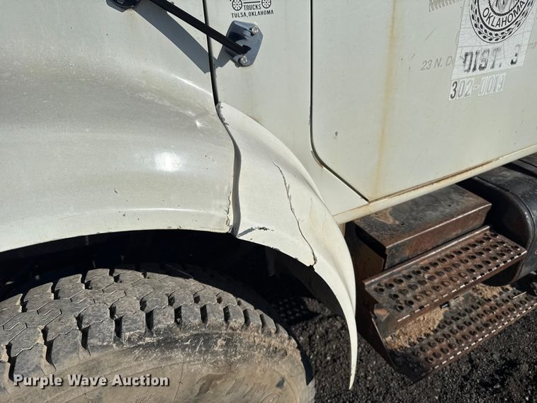 image for item ES5607 1997 International 4900 dump flatbed truck