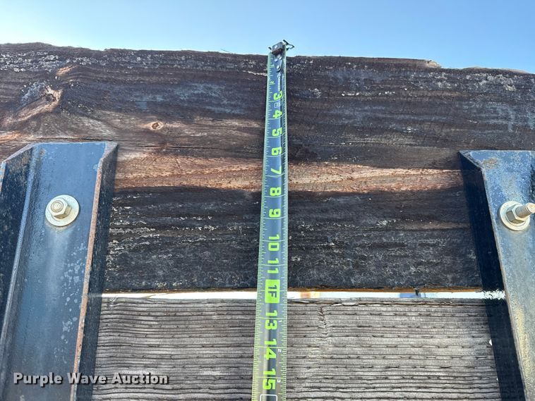 image for item ES5607 1997 International 4900 dump flatbed truck