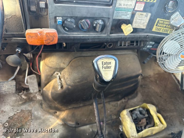 image for item ES5607 1997 International 4900 dump flatbed truck