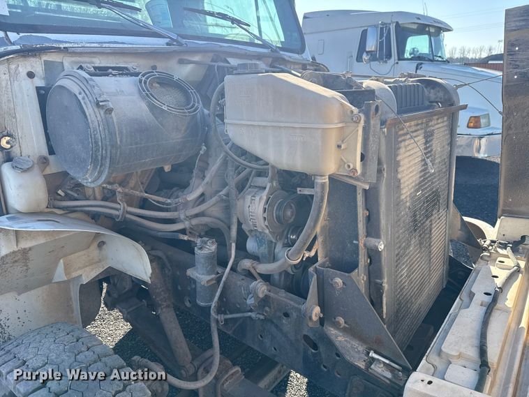 image for item ES5607 1997 International 4900 dump flatbed truck