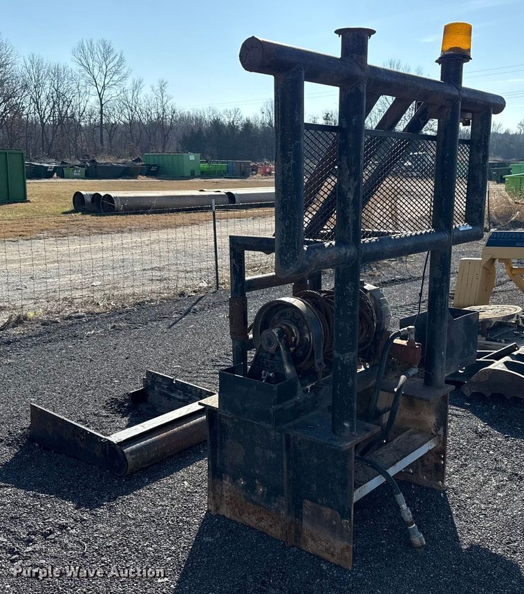 image for item ES5608 Braden Winch AHS10-18 winch