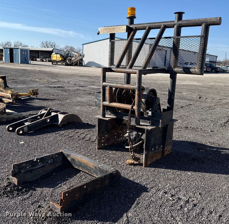 image for item ES5608 Braden Winch AHS10-18 winch