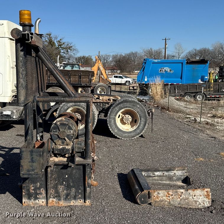 image for item ES5608 Braden Winch AHS10-18 winch