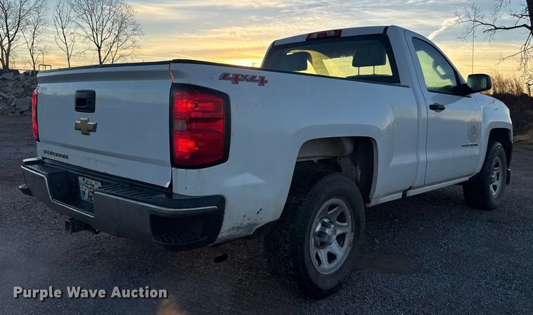 image for item ES5612 2017 Chevrolet Silverado 1500 pickup truck