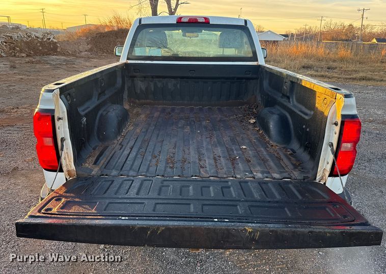 image for item ES5612 2017 Chevrolet Silverado 1500 pickup truck