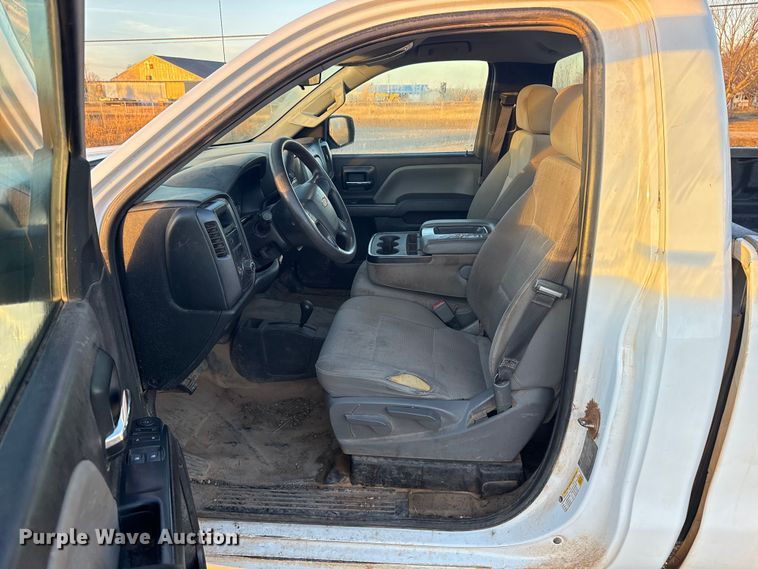 image for item ES5612 2017 Chevrolet Silverado 1500 pickup truck