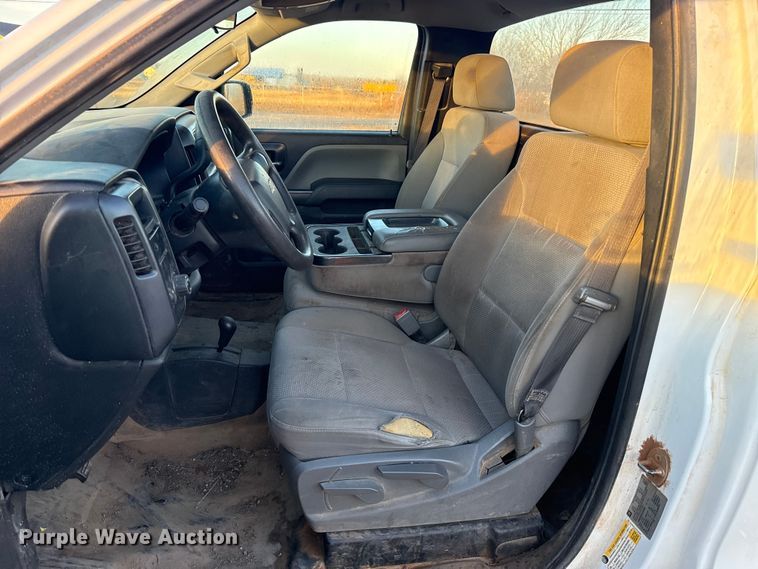 image for item ES5612 2017 Chevrolet Silverado 1500 pickup truck