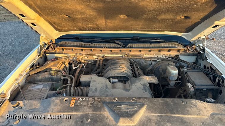 image for item ES5612 2017 Chevrolet Silverado 1500 pickup truck