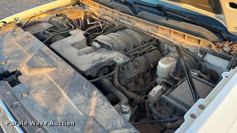 image for item ES5612 2017 Chevrolet Silverado 1500 pickup truck