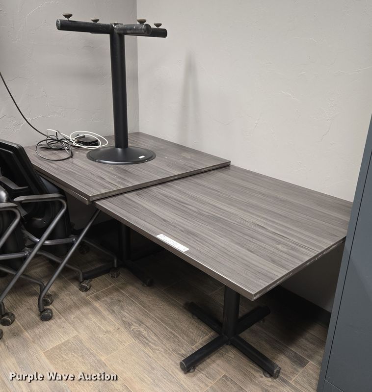 image for item ET1002 (3) tables