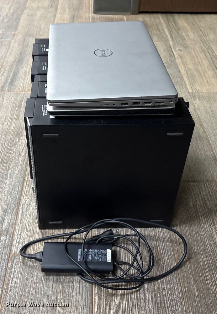 image for item ET1003 Computers