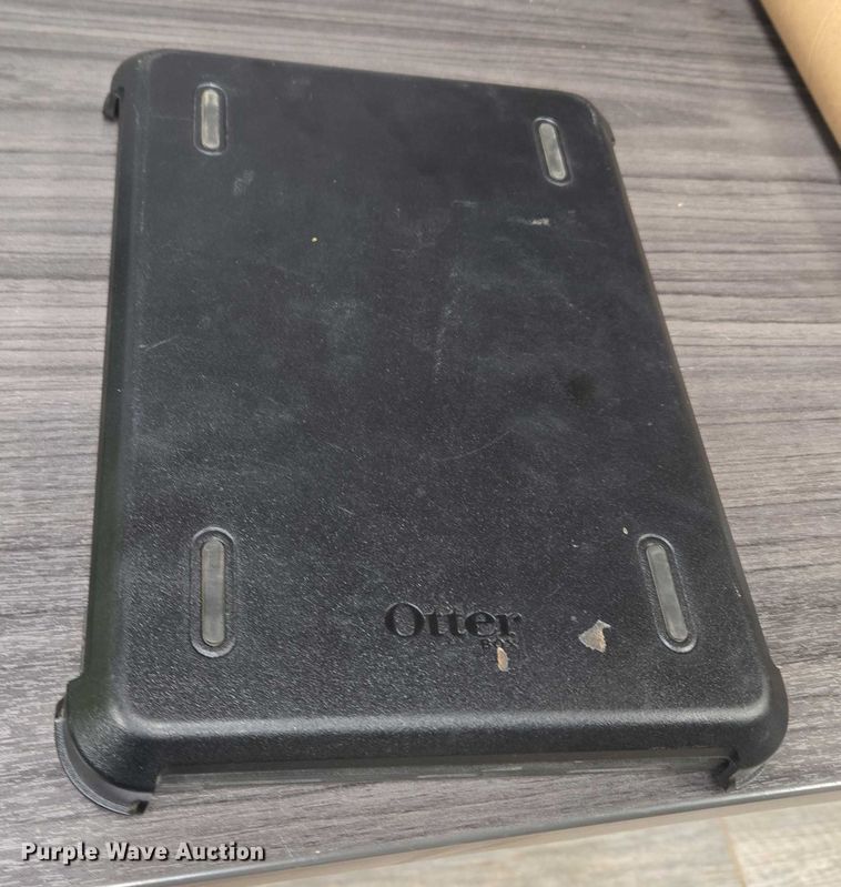 image for item ET1004 (2) Apple iPad pro 11