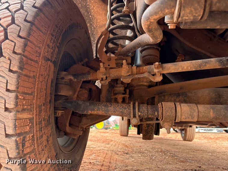 image for item ET1007 2013 Ford F250 Super Duty Crew Cab pickup truck