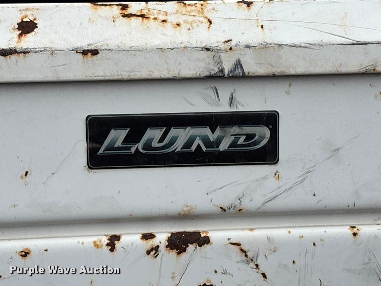 image for item ET1007 2013 Ford F250 Super Duty Crew Cab pickup truck