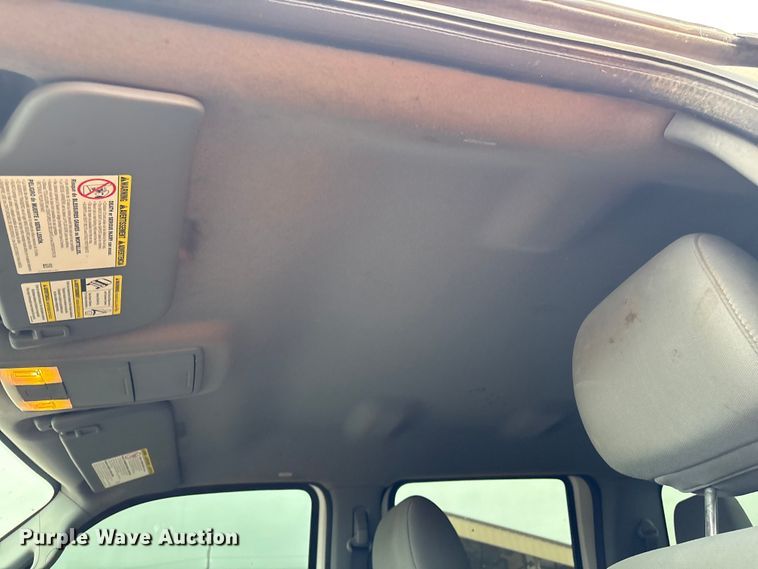 image for item ET1007 2013 Ford F250 Super Duty Crew Cab pickup truck