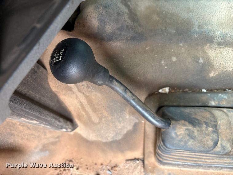 image for item ET1007 2013 Ford F250 Super Duty Crew Cab pickup truck