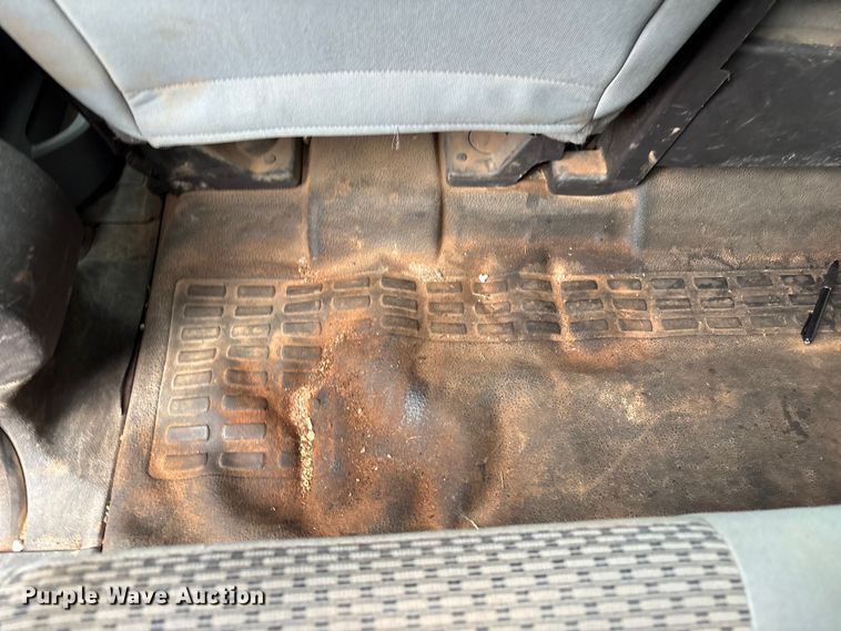 image for item ET1007 2013 Ford F250 Super Duty Crew Cab pickup truck