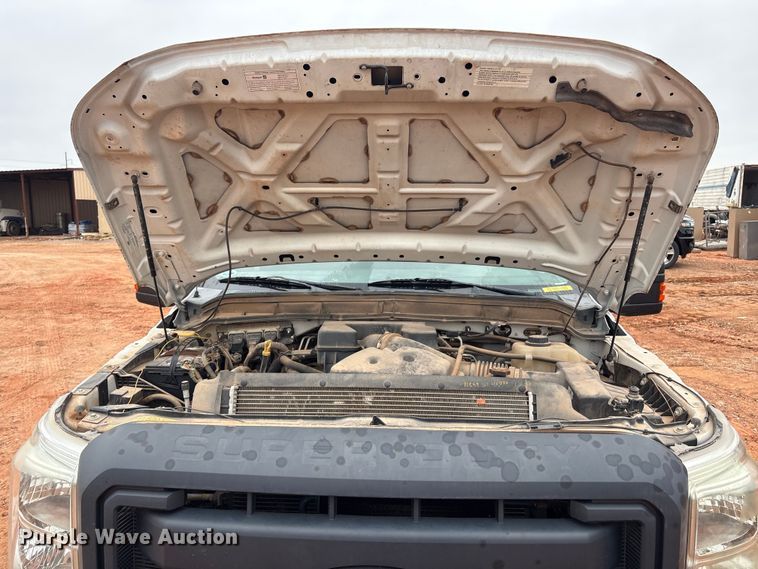 image for item ET1007 2013 Ford F250 Super Duty Crew Cab pickup truck
