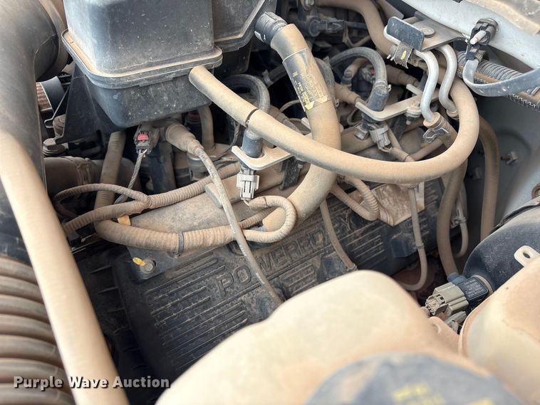 image for item ET1007 2013 Ford F250 Super Duty Crew Cab pickup truck