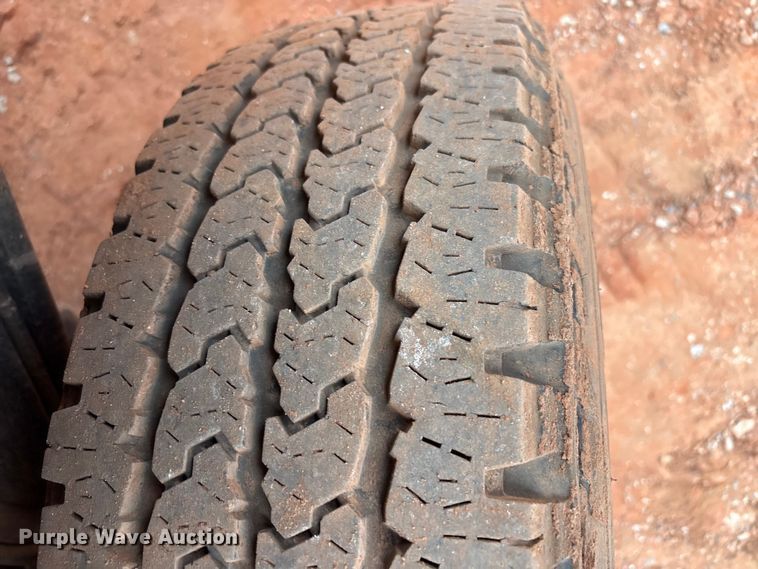 image for item ET1007 2013 Ford F250 Super Duty Crew Cab pickup truck